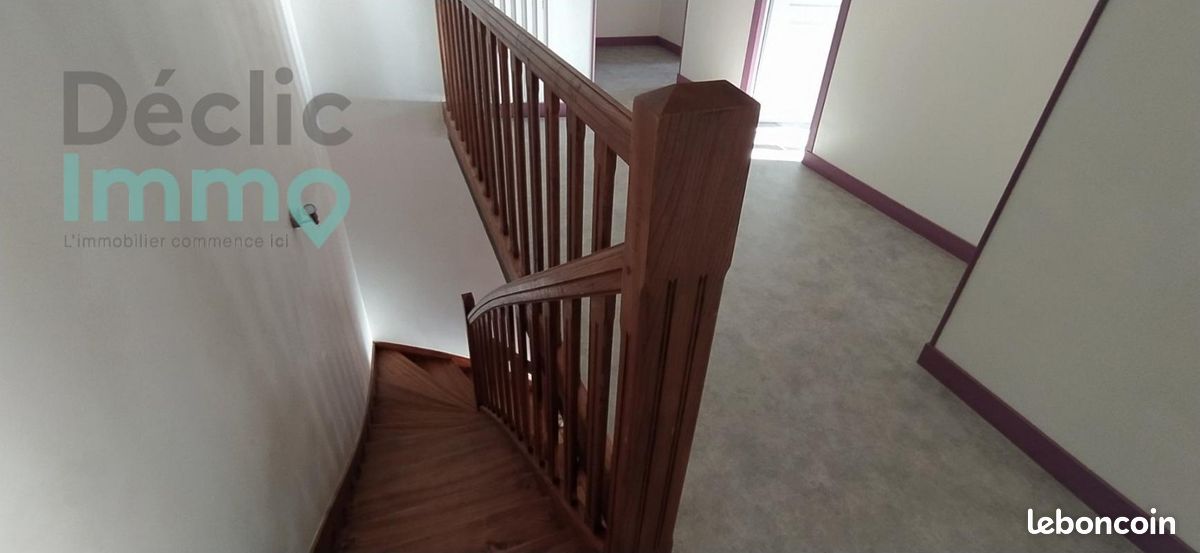 Maison 5 pièces 140 m² - La Faye 16700 (image principale 5)