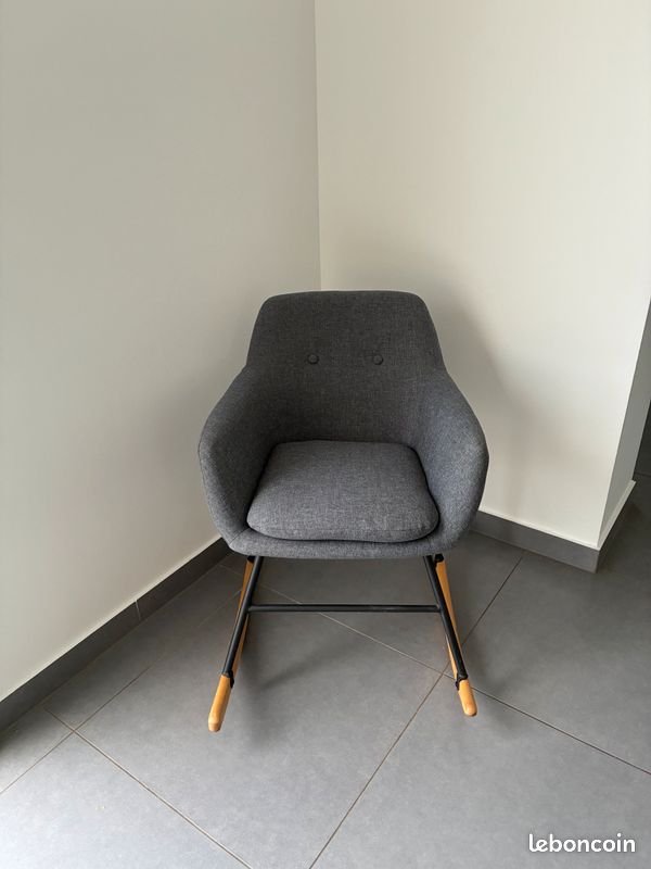 Rockingchair (image 1)