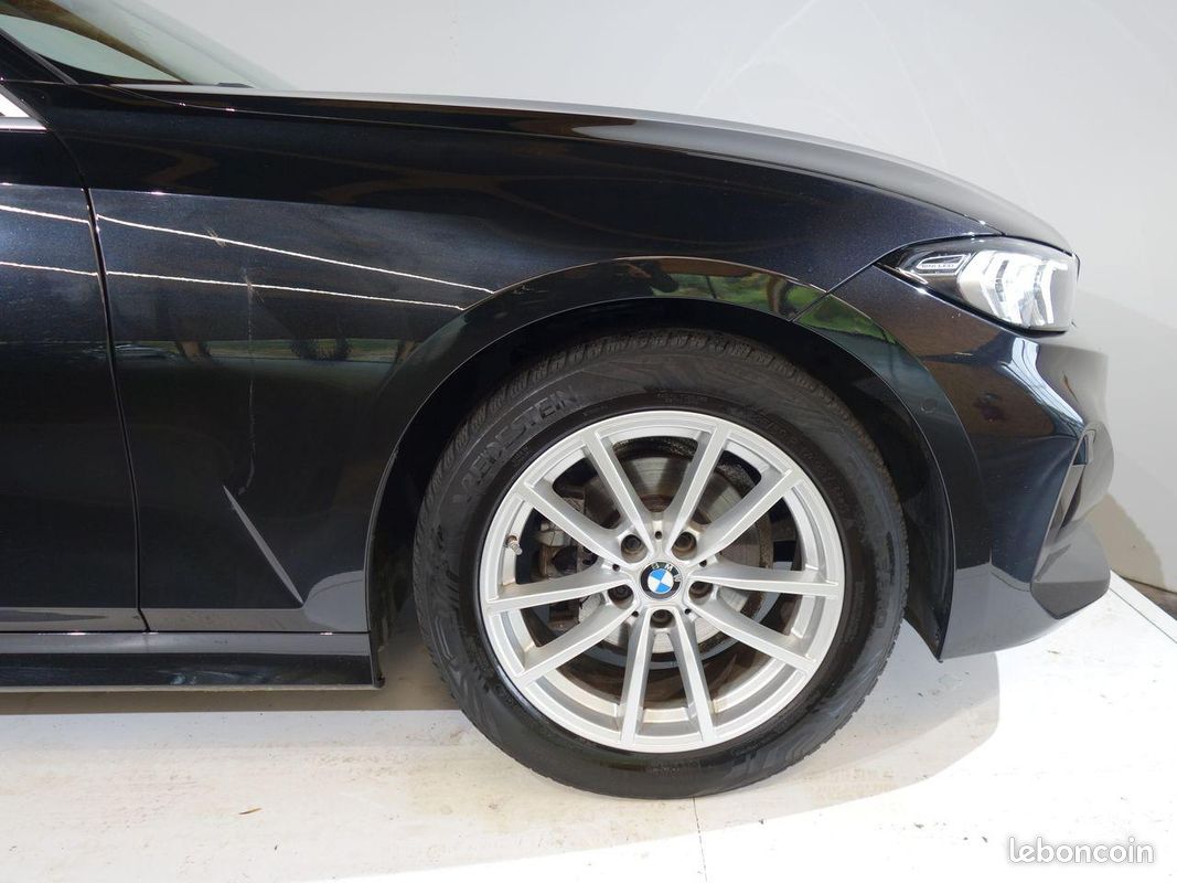 BMW SERIE 3 (G21) 318dA 150 CH Touring - Business Design BVA (image 24)