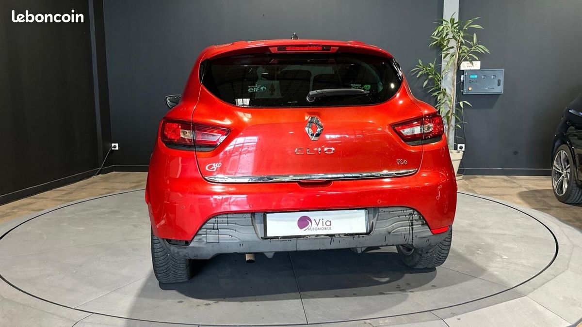 Renault Clio IV TCe 90 Energy eIntens (image 7)