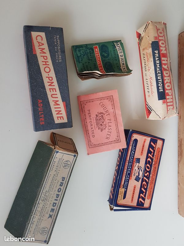 Coffret à pharmacie de médecin ancien (image 5)