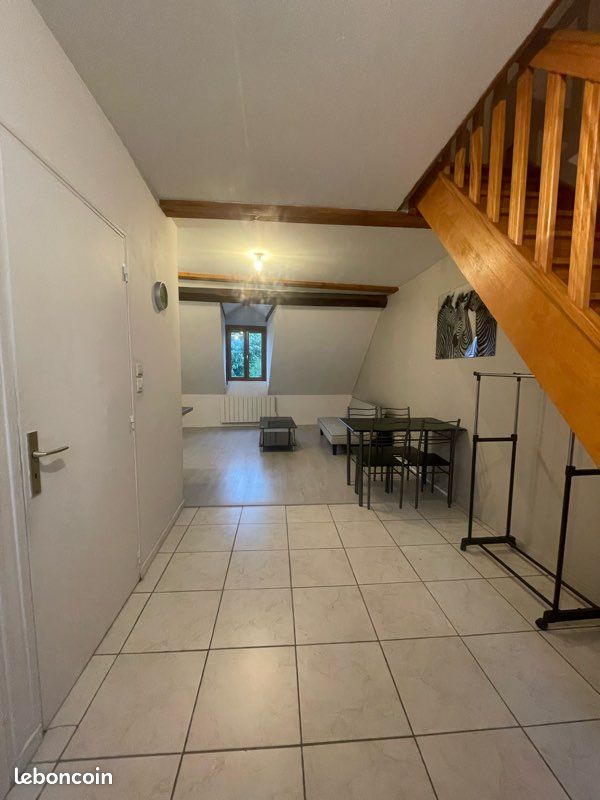 Appartement 2 pièces 46 m² · à Moulins · 46 m² · 490 €/mois