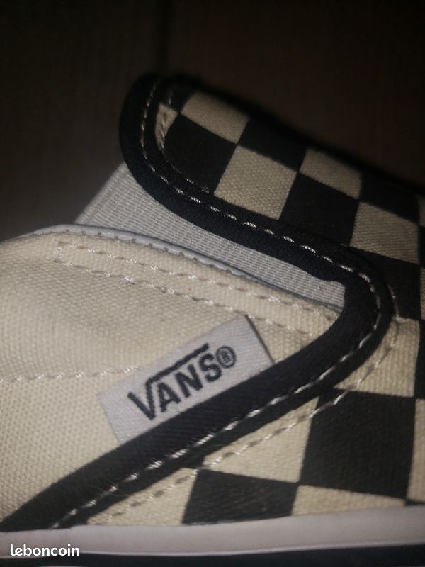 Vans slip on sneakers (image 4)