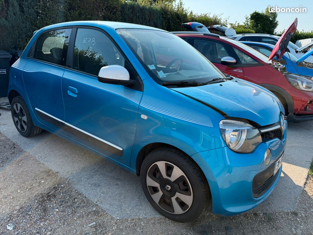 RENAULT TWINGO 0.9 TCE LIMITED 5/2017 110429km ACCIDENTÉ (image 4)