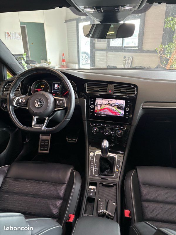VOLKSWAGEN GOLF 7.5 GTE 204cv DSG6 HYBRIDE 5 Portes (image 5)