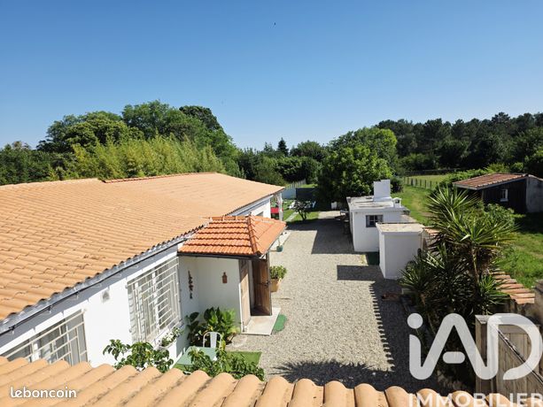 Propriété 8 pièces 253 m²