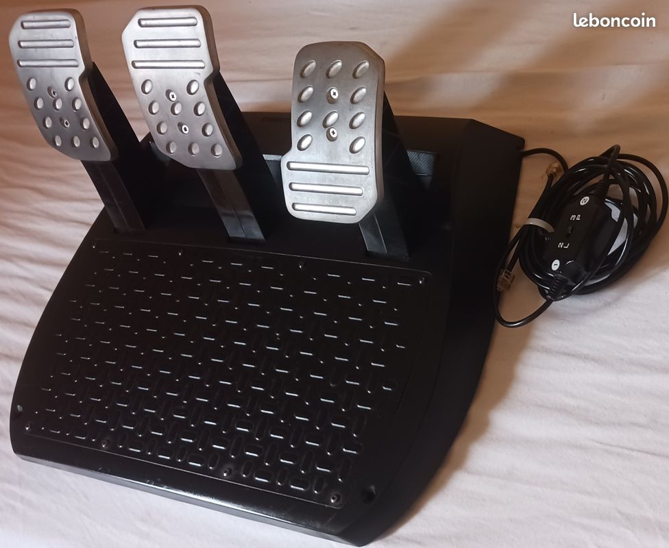 Volant PC Thrustmaster (image 6)