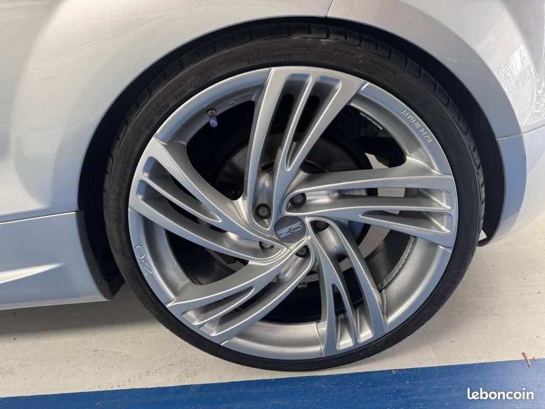 Audi TT II 3.2 V6 250ch quattro S tronic 6 (image 29)