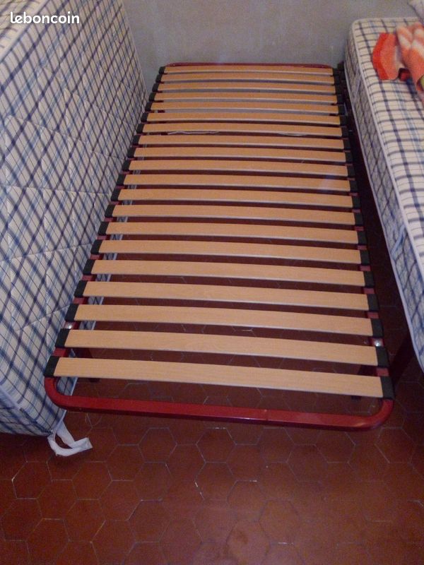 Lit une place (image 1)