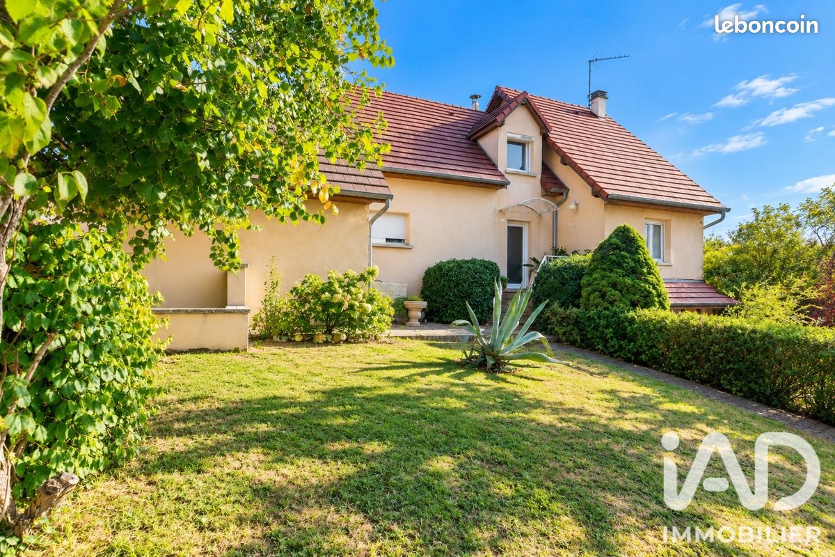 Maison 6 pièces 150 m² · à Dole · 150 m² · 292 000 €