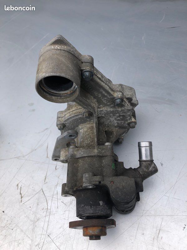 Pompe De Direction Assistée Pour Chrysler Voyager IV 2.5 CRD 140 CV VM98B - Occasion Fonctionnelle