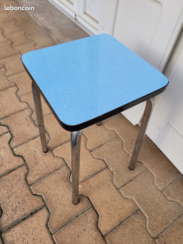 Tabouret bleu formica (image 2)