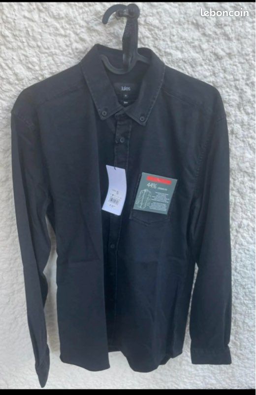 Chemise unie avec étiquette, taille S (image 1)