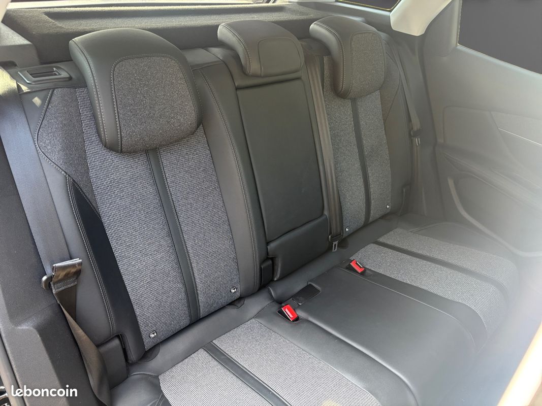PEUGEOT 3008 II SUV 1.5 BLUE HDI 130 ALLURE- 131Ch - Garantie 12 mois (image 11)