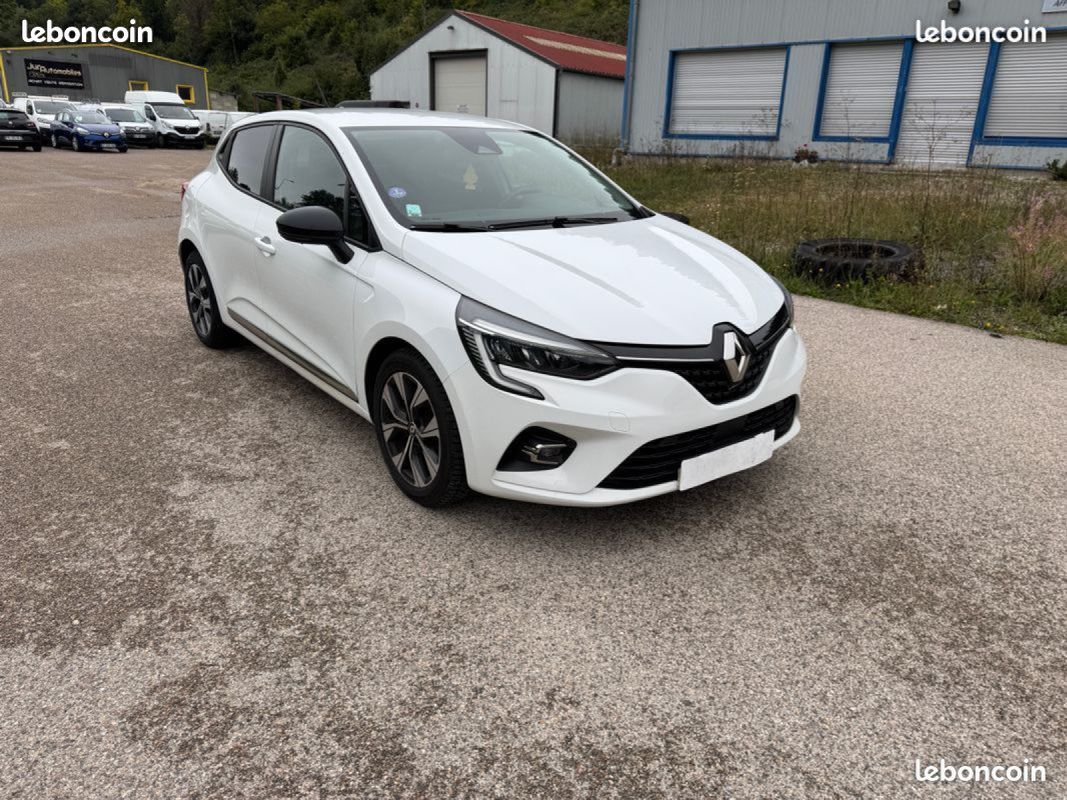 Renault clio v tce 90cv premiere main evolution (image 2)