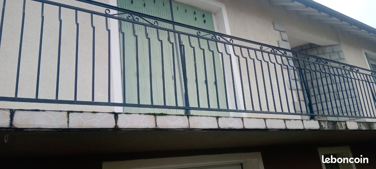 Je vends des volets basculant en bois des persiennes (image 3)