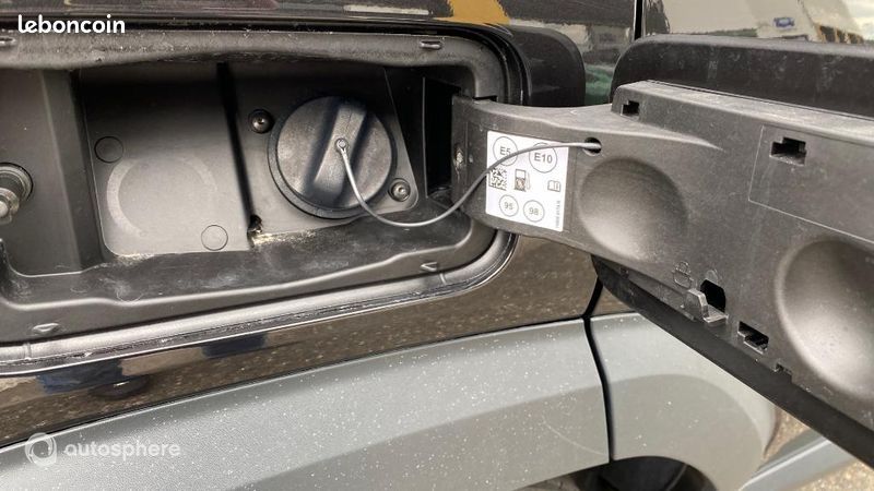 Dacia Duster 1.6 hybrid 140ch Extreme (image 41)