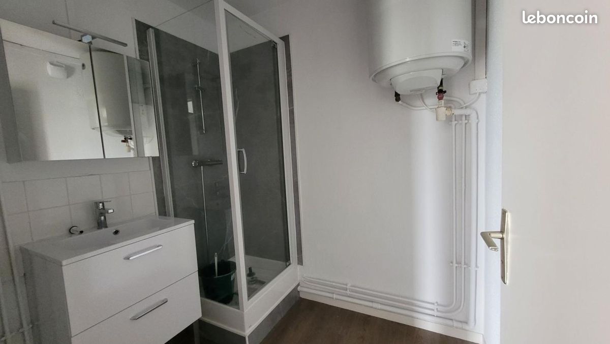 Appartement 3 pièces 55 m² · à Montluçon · 55 m² · 455 €