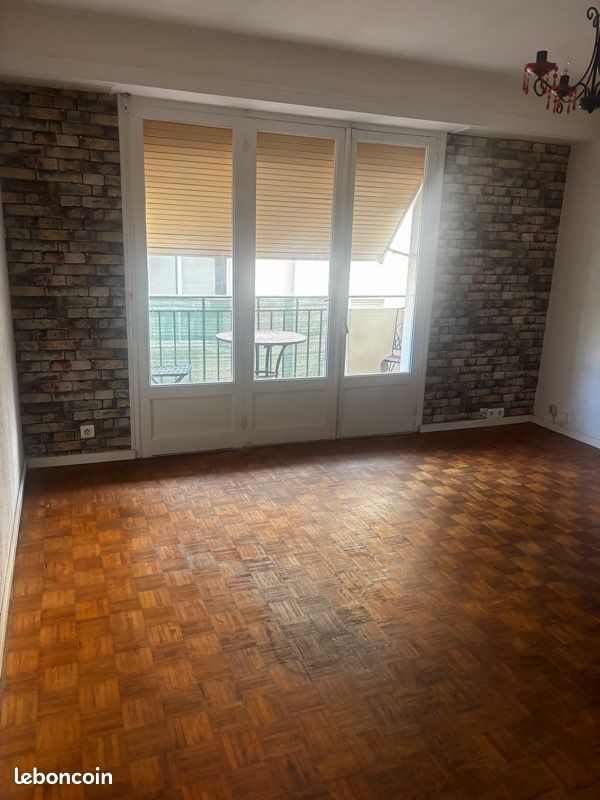 Appartement 6 pièces 64 m² · à Pau · 64 m² · 700 €/mois