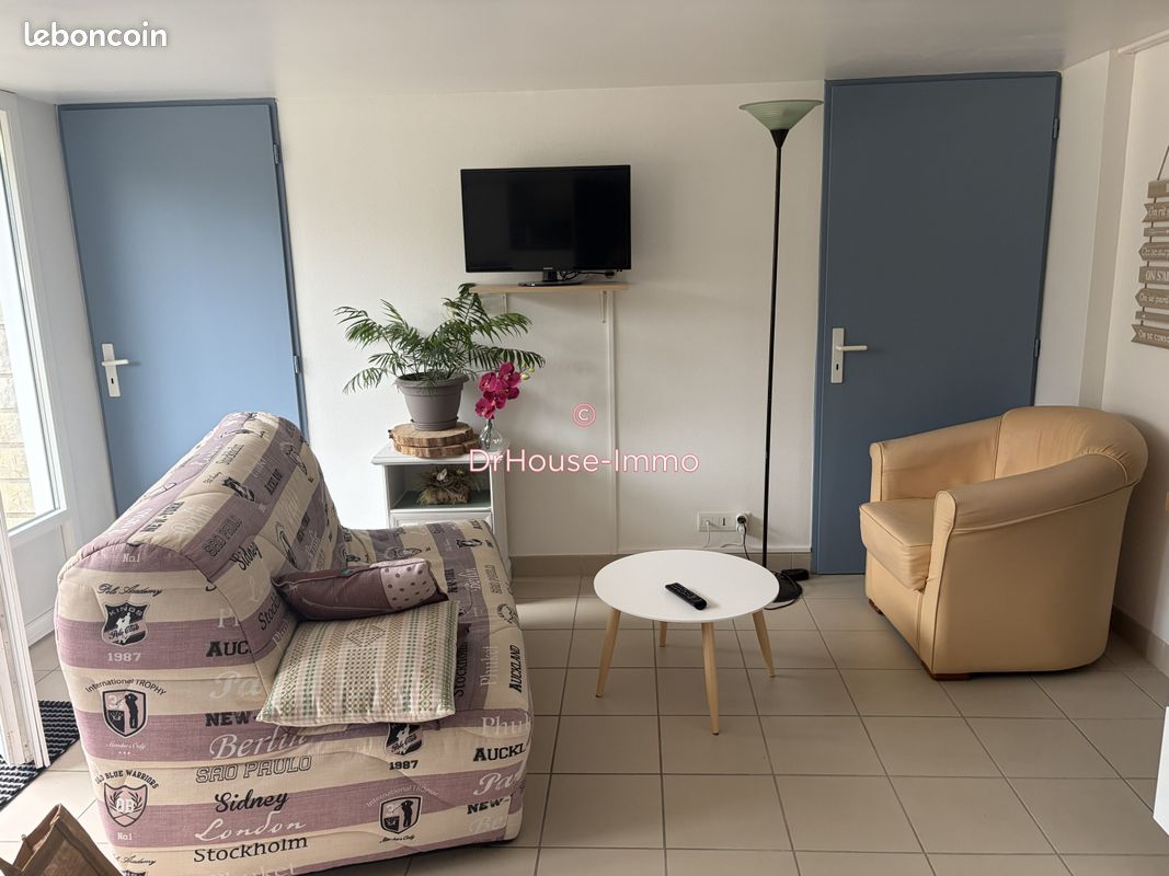 Appartement 2 pièces 11 m² · à Jaunay-Marigny · 11 m² · 440 €
