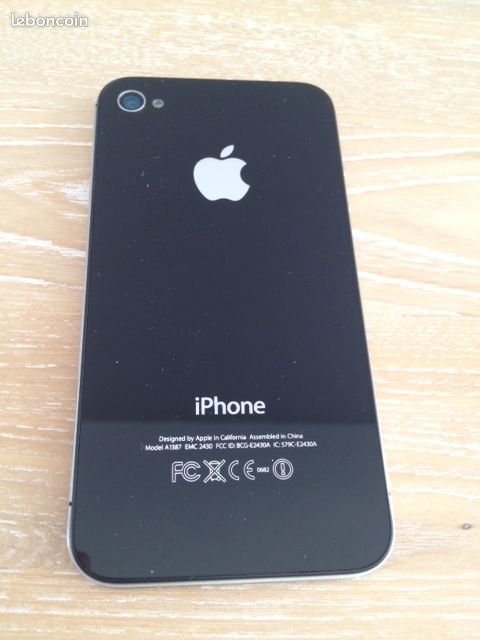 IPhone 4S Noir 32 GB (image 3)