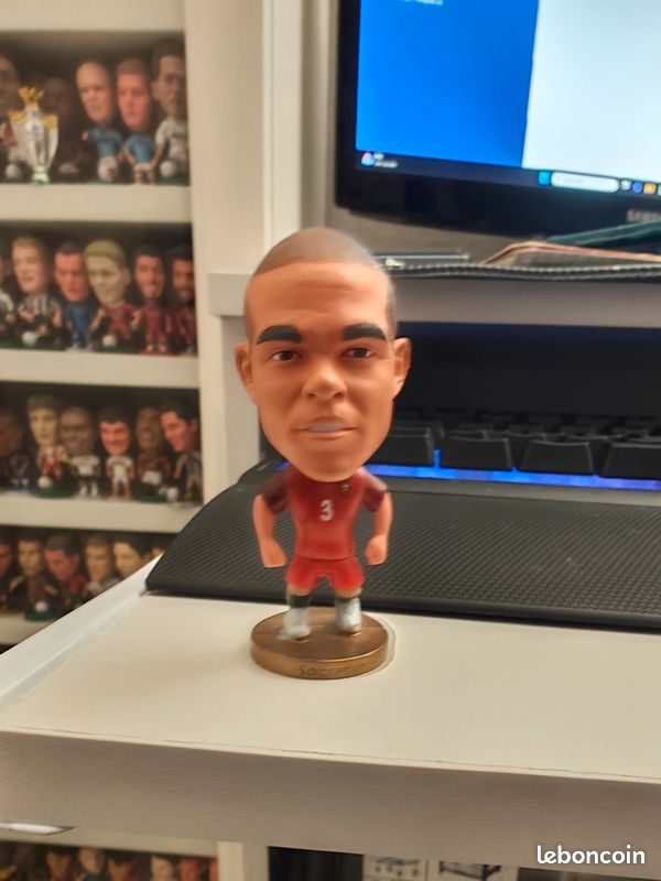 Figurine football (image 1)