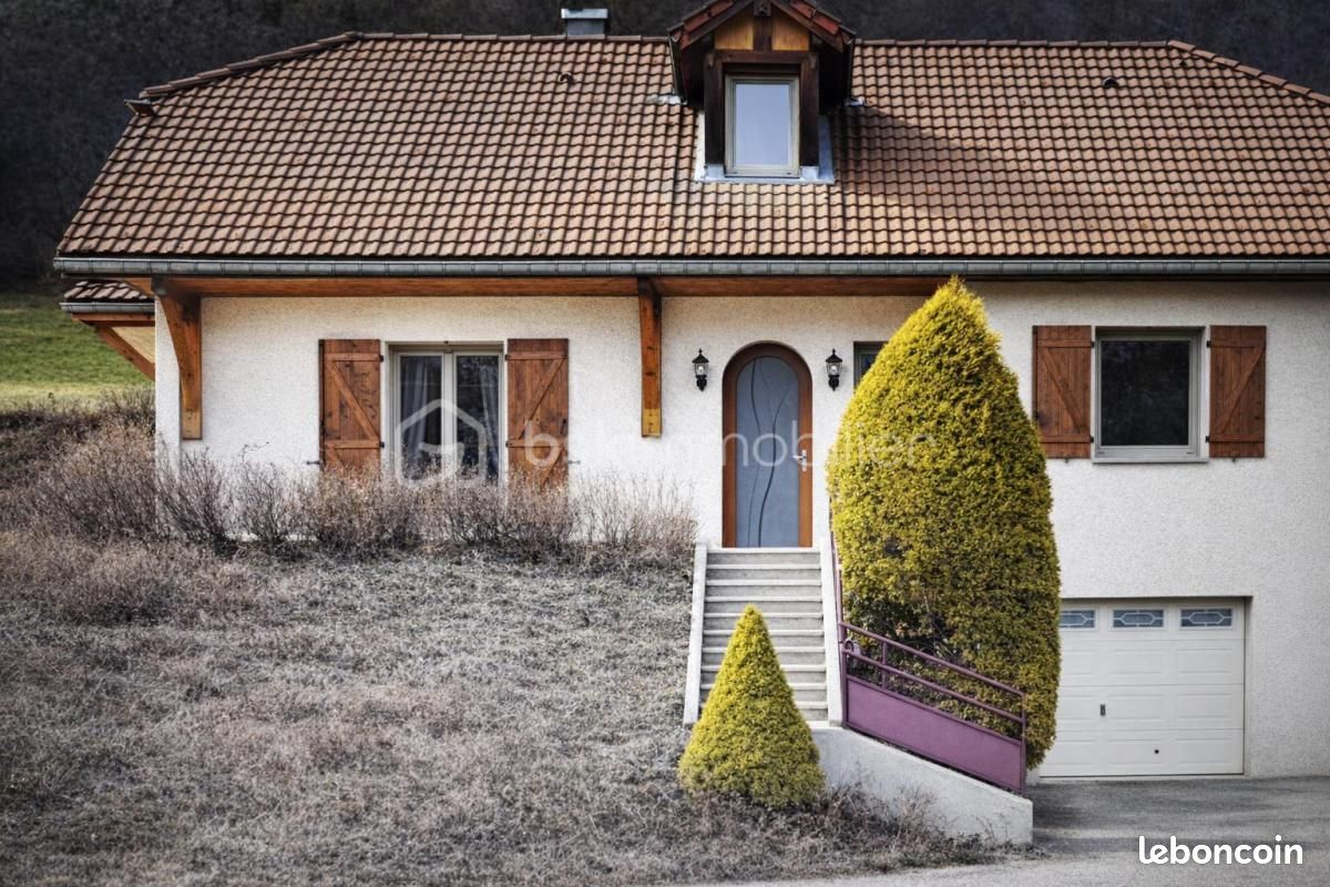 Maison 5 pièces 117 m² · à Bois-d'Amont · 117 m² · 550 000 €