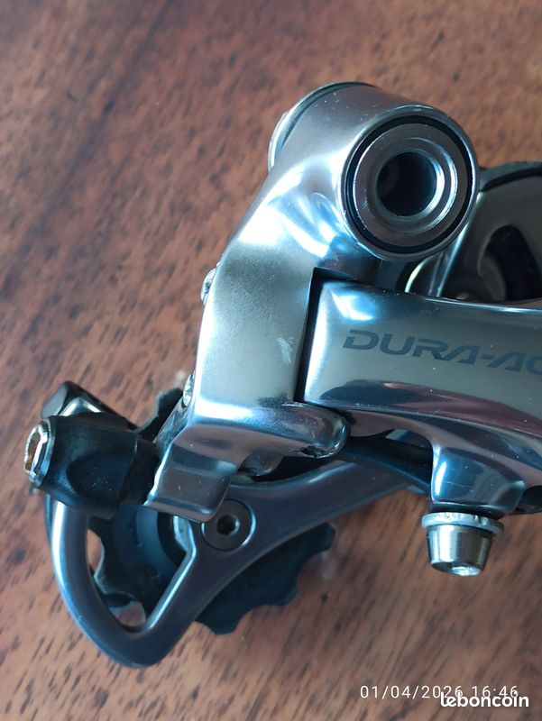 Obtenir Dérailleur Arrière Shimano Dura Ace Di2 RD-9070 - Chape Courte - 11 Vitesses de Vélo Pièces Express dans un assortiment de couleurs et de styles