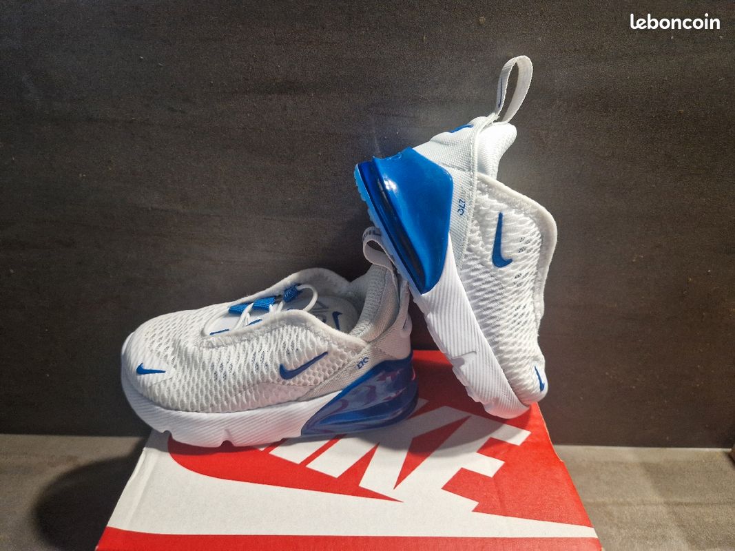 Chaussure Nike Nike 270 Bleu Enfant Nike Air Max 270 Junior Noir