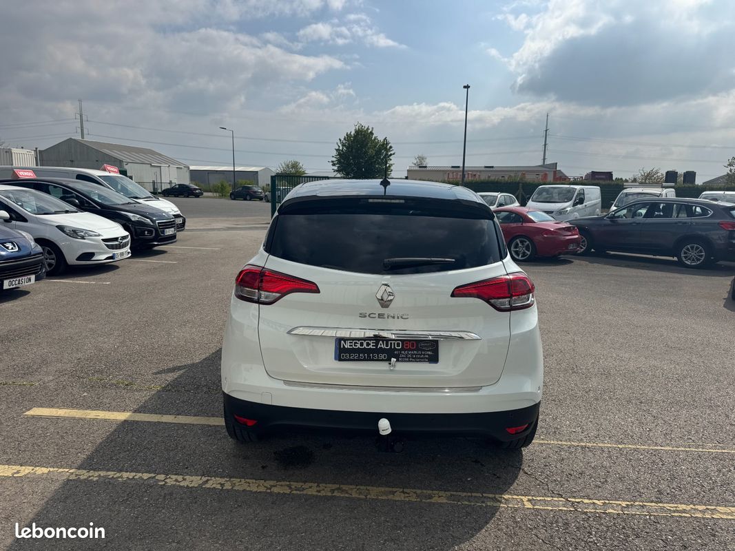 RENAULT SCENIC IV Edition One 1.2i 130 CV 09/2016 47800 KM TOIT PANORAMIQUE INTIÉRIEUR CUIR SIÈGES CHAUFFANTS ET MAS (image 6)