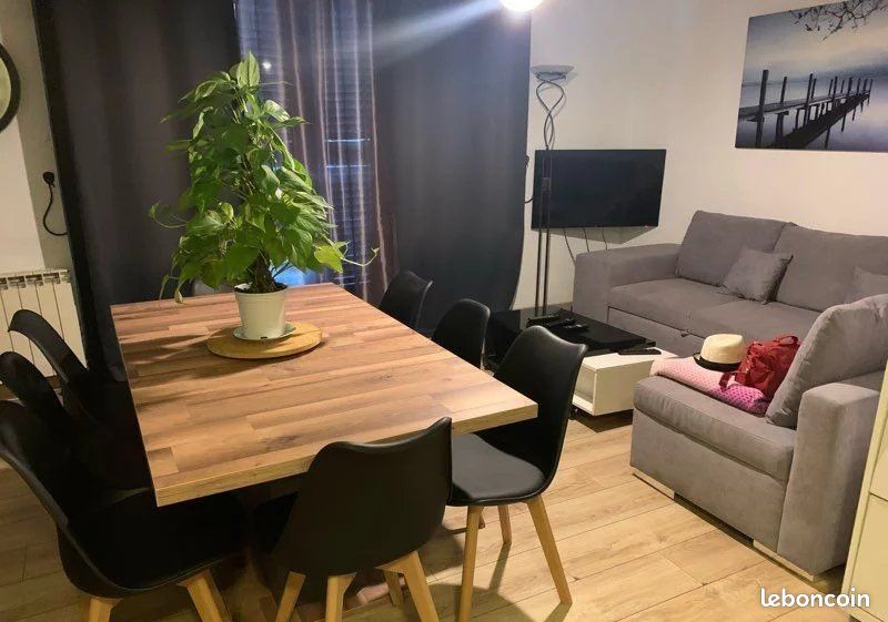 Appartement 4 pièces 80 m² · à San-Martino-Di-Lota · 80 m² · 960 €