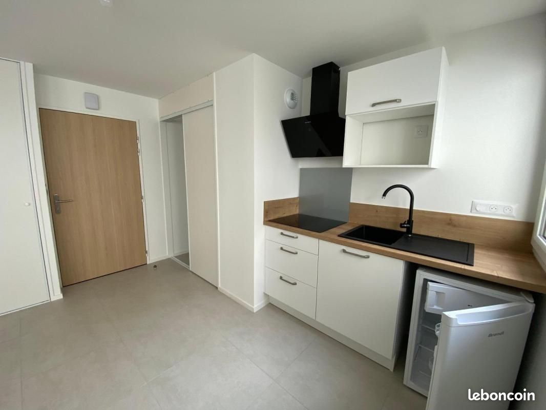 Appartement 1 pièce 32 m² · à Laval · 32 m² · 434 €/mois