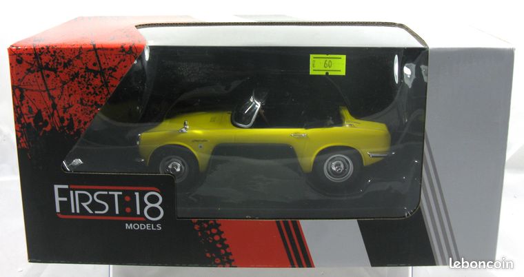 TRIUMPH TR6 1969 White Minichamps 1/18 Neuve En Boite EUR 90,00 - FR TRIUMPH TR6 1969 White Minichamps 1/18 Neuve En Boite EUR 90,00 - FR