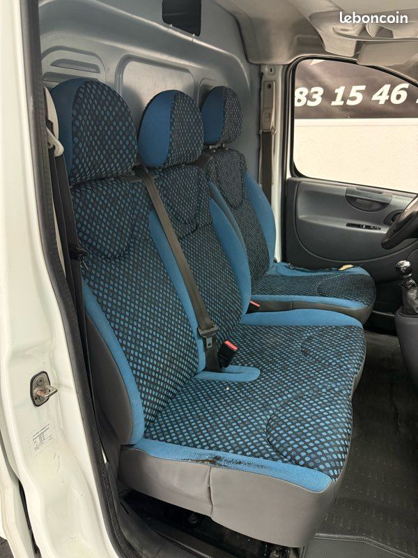 Fiat Scudo II 2.0 MJTD 130 ch • FOURGON LONG • 2012 3 places CLIM/REGULATEUR/ATTELAGE (image 4)