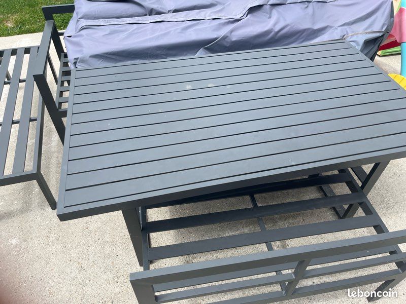 Salon familiale jardin en aluminium (image 1)