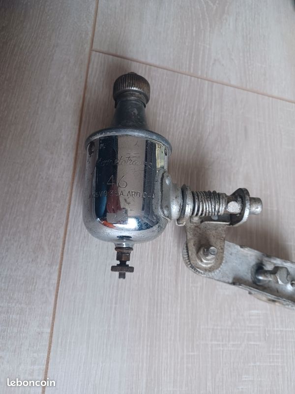 Lot 5 dynamo vélo ancien soubitez jux radios - Équipements vélos