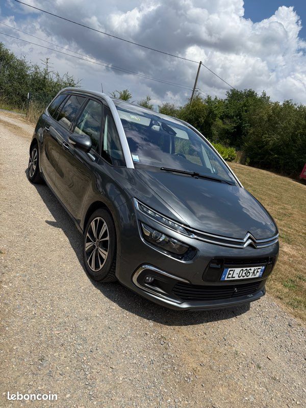 C4 grand Picasso 2.0 BlueHDI FAP 150cv boîte automatique 2017 (image 4)