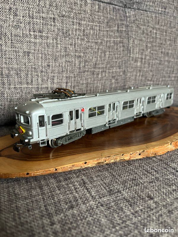 JOUEF Autorail Z5154 Rame banlieue Paris 8701 SNCF Train miniature échelle Ho - Modélisme