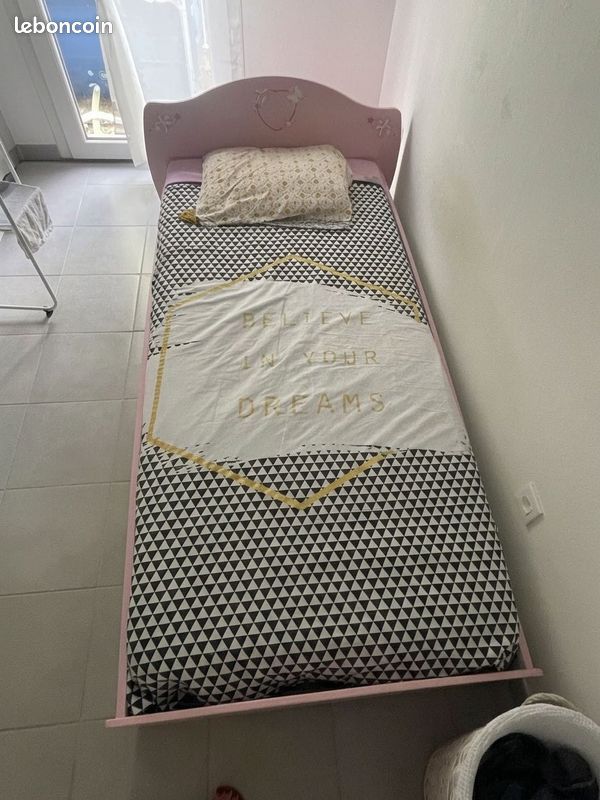 Lit enfant fille rose (image 4)