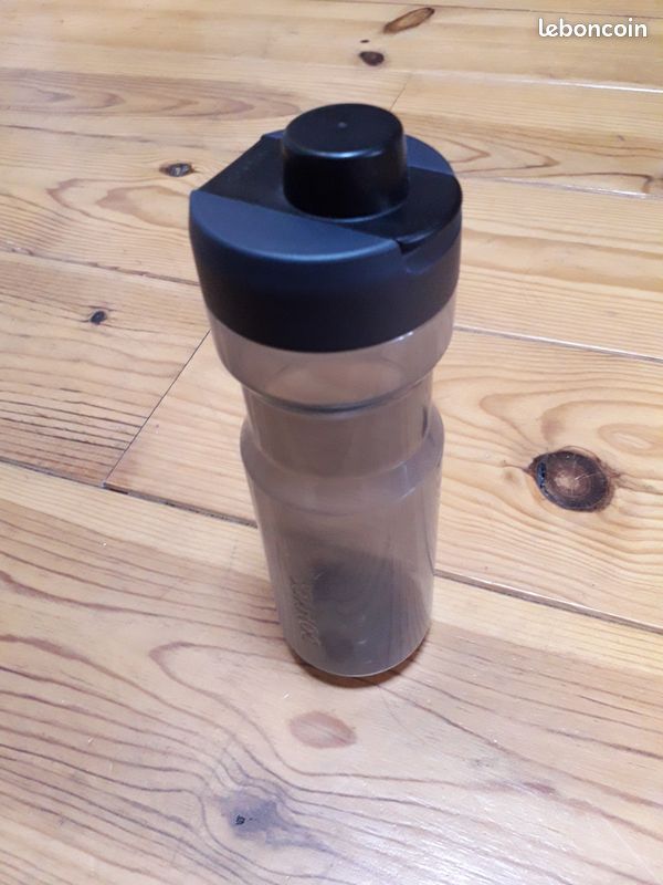 Gourde Décathlon 700mL (image 1)