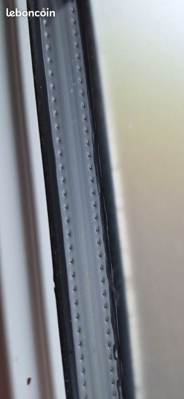 Porte de garage / Sous sol (image 5)