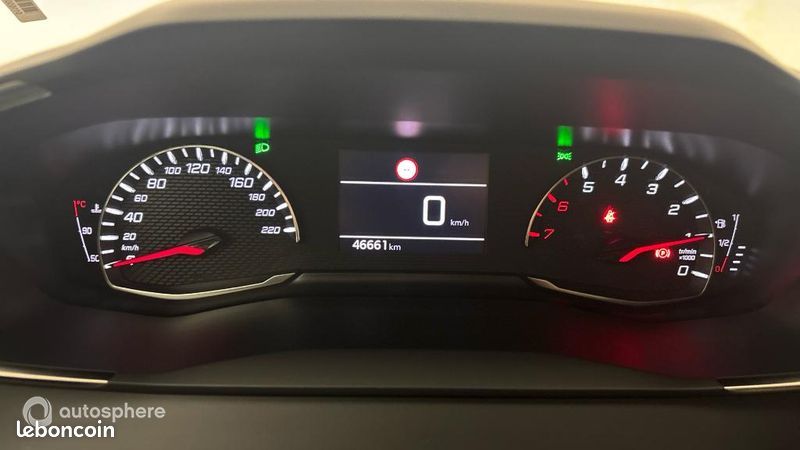 Peugeot 208 1.2 PureTech 75ch S&S Active Pack (image 10)