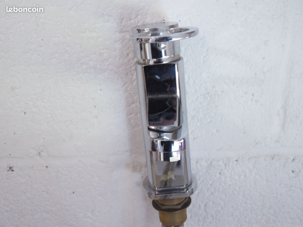 Robinet lavabo , évier (image 2)