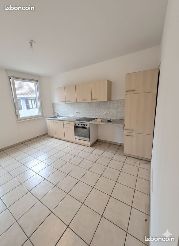 Appartement 3 pièces 80 m² · à Strasbourg · 80 m² · 990 €/mois