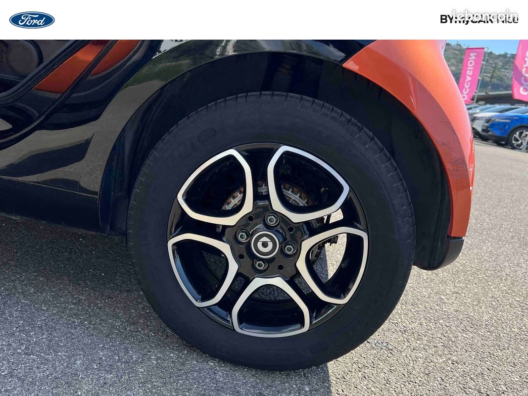 SMART Fortwo Coupé 1.0 71 ch S&S BA6 Passion (image 24)