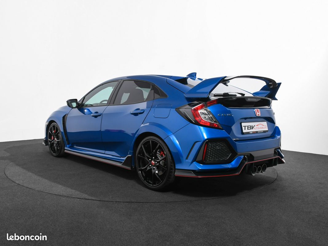 Honda CIVIC TYPE R I-VTEC 320 ACC DCC FEUX FULL LED KEYLESS CARPLAY CAMERA VIRTUAL COCKPIT SELLERIE SPORT ALCANTARA JANTES ALU 20′ PAS DE MALUS (image 3)