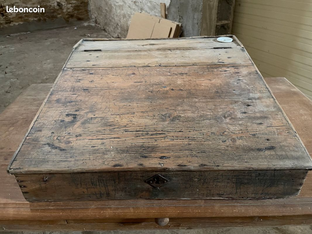 Pupitre ancien à poser (image 1)