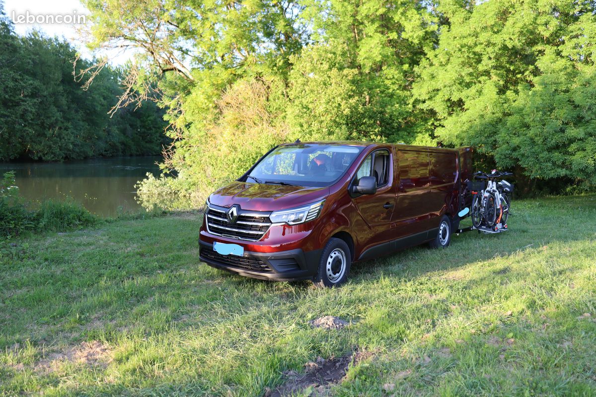 Van aménagé Renault trafic L2H1 vasp 150cv (image 1)