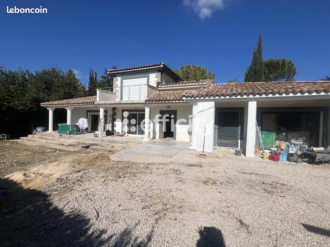 Maison 5 pièces 152 m² · à La Bouilladisse · 152 m² · 474 500 €