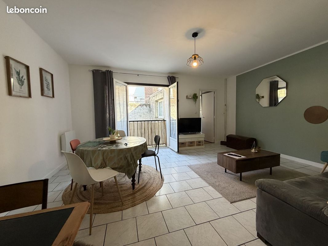 Appartement 3 pièces 45 m² · à Cambrai · 45 m² · 77 000 €
